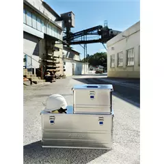 Alutec Comfort 153 Liter szállító doboz, HxSZxMa 1182 x 385 x 398 mm, 8,84 kg.