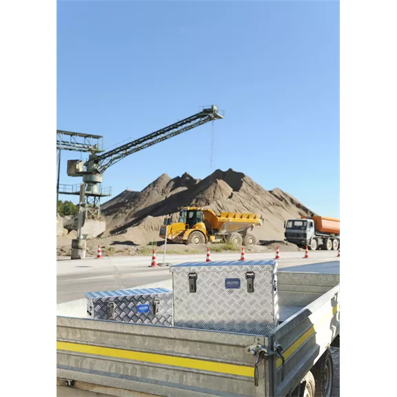 Alutec Szállítódoboz Extreme, 70 l, 522 x 375 x 420 mm, 8,6 kg