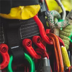 DMM Stowaway karabiner rögzítő, S, 32 x 43 x 48 mm (L x B x H). 20 g