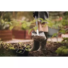 FISKARS ergonomikus kertészeti ásó FISKARS ergonomikus kertészeti ásó
