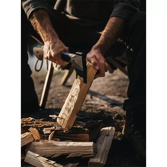 Fiskars Norden N7 univerzális kemping balta Fiskars Norden N7 univerzális kemping balta