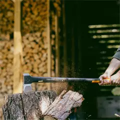 Fiskars  X36 hasító fejsze