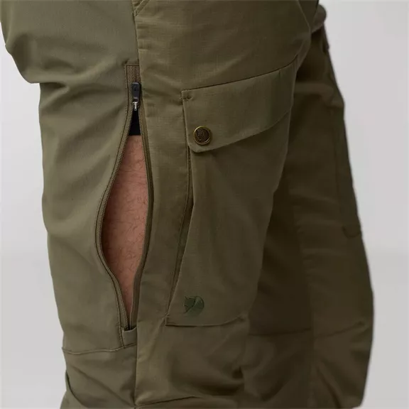 Fjällräven Abisko Hybrid Trail férfi nadrág Short, Laurel Green, 50/S