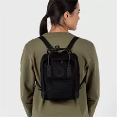 Fjällräven Kanken No. 2 Black Mini gyerek napi hátizsák, Black