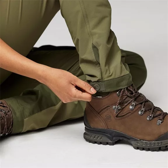Fjällräven Keb Agile női túranadrág Laurel Green–Deep Forest 36/S Short