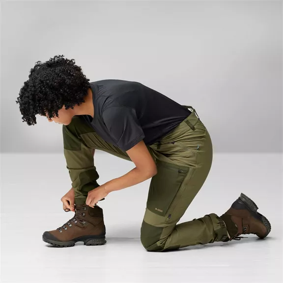 Fjällräven Keb Agile női túranadrág Laurel Green–Deep Forest 38/S Short