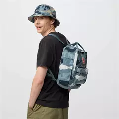 Fjällräven Kĺnken Graphics 16L hátizsák 577-986 (Nimbus Blue-Hidden Animals)
