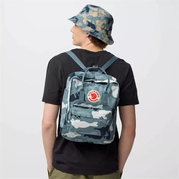 Fjällräven Kĺnken Graphics 16L hátizsák 577-986 (Nimbus Blue-Hidden Animals)