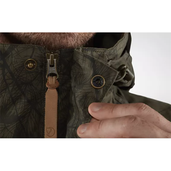 Fjällräven Värmland Wool ffi. vadászkabát, dark olive-dark olive camo (633-636), S