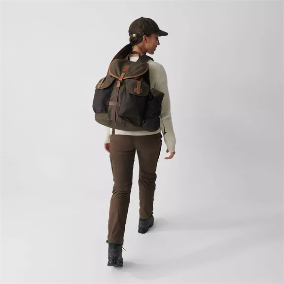 Fjällräven Värmland hátizsák, Dark Olive-Brown