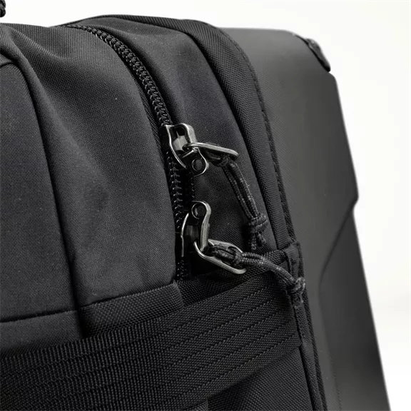 Färden Roller 35 gurulós utazótáska, Coal Black, 35 L