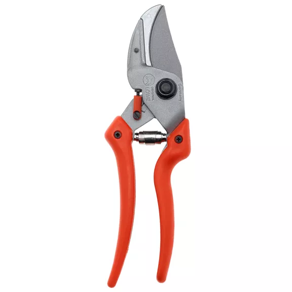 Löwe Nr. 8 üllős metszőolló hajlított nyéllel