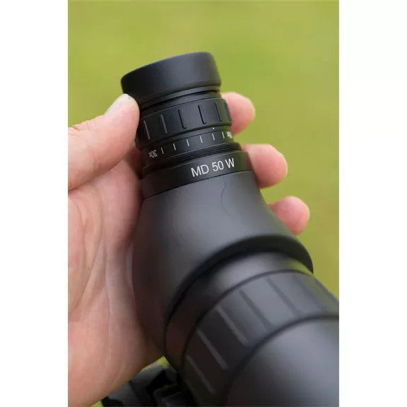 Minox MD 50 W Spektív 16-30x okulárral