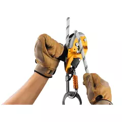 Petzl ID S ereszkedő és biztosító eszköz, 10 - 11,5 mm.