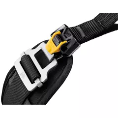 Petzl Sequoia famászó beülő, méret 0, derék 65 - 80 cm, comb  44 - 59 cm, tömeg 1480 g.
