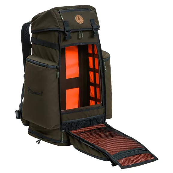 Pinewood Wildmark ülőkés 2.0 hátizsák, Suede brown