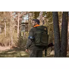 Pinewood Wildmark ülőkés 2.0 hátizsák, Suede brown