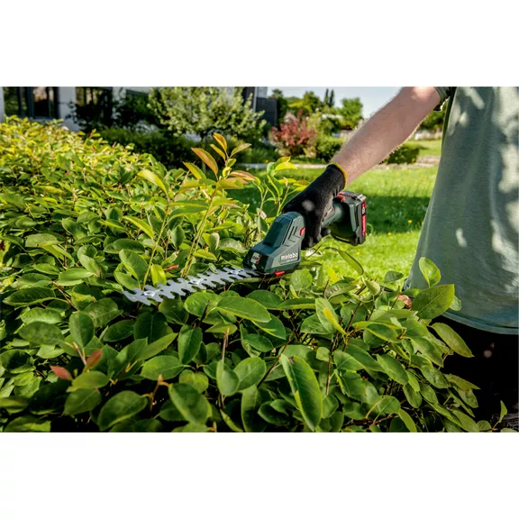 METABO SGS 18 LTX Q (601609840) Akkus bokor- és fűnyíró olló