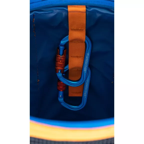 Tree Runner Blue Barrel kötélzsák, 35 Liter. 50 x 30 cm, 880 g. Tree Runner Blue Barrel kötélzsák, 35 Liter. 50 x 30 cm, 880 g.